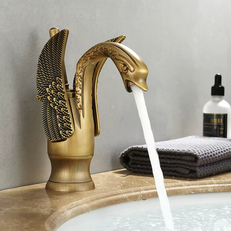 Golden Basin Faucet Deck Mount Sink Short Faucets Swan Shape Single Handle Sink Hot Cold Water Mixer Tap